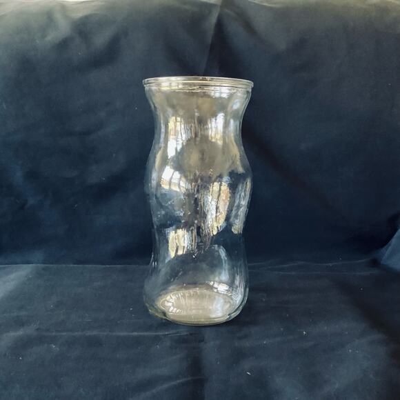 Clear Glass Flower Vase - Picture 1 of 3
